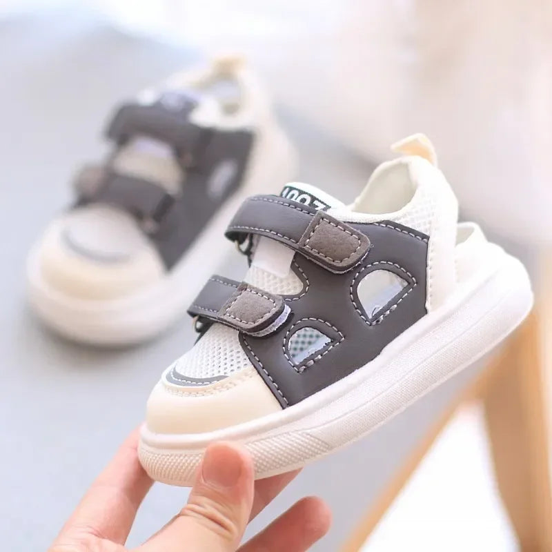Active Breeze Sports Sandals | Closed-Toe Summer Trainers